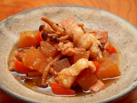 簡単居酒屋メニュー!ご飯に合う牛モツ煮込み